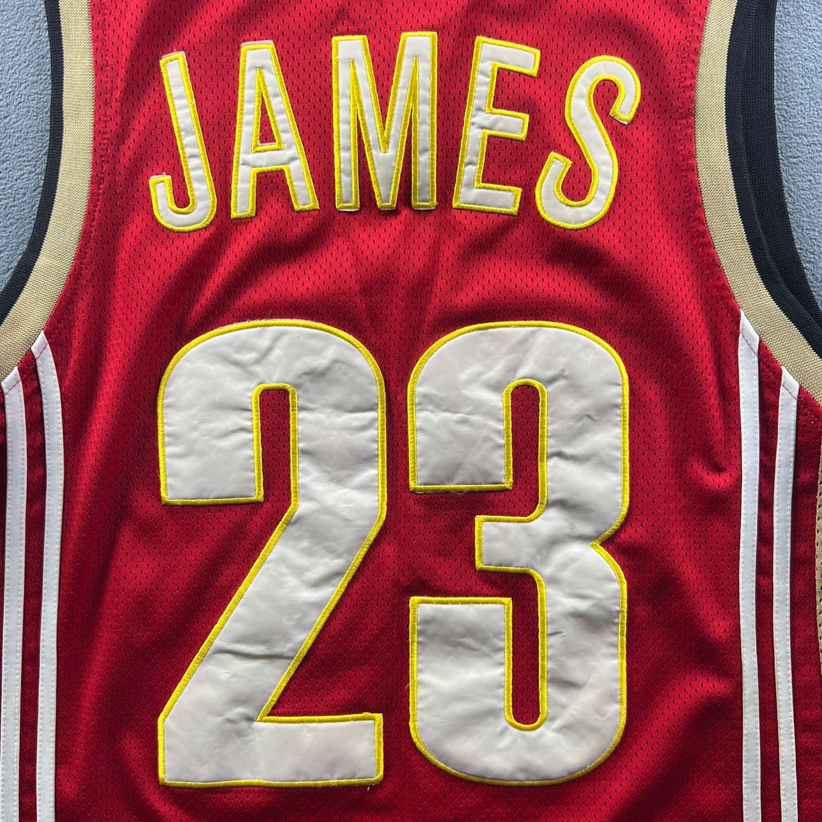 Cleveland Cavaliers LeBron James Majestic NBA jersey size XL/XXL