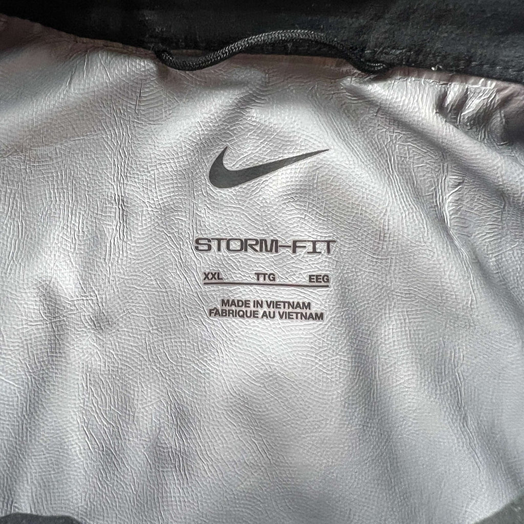 Tottenham 2022-23 Nike kabát XXL-es