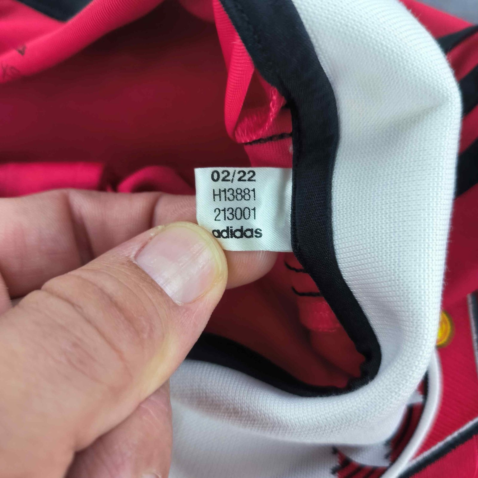 Manchester United 2022-23 Adidas hazai Christian Eriksen foci mez XS-es - Image 7