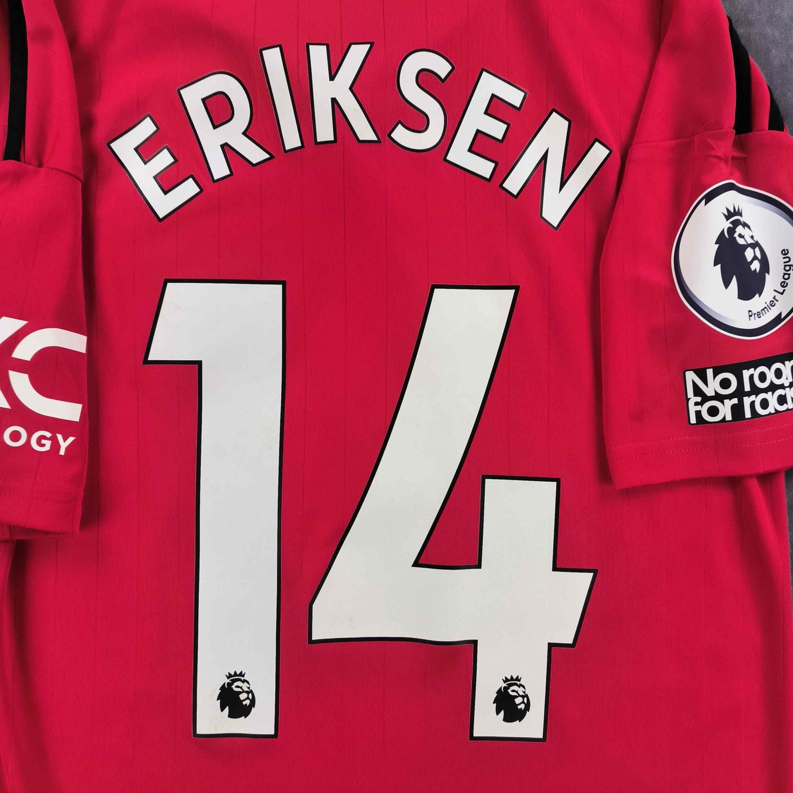 Manchester United 2022-23 Adidas hazai Christian Eriksen foci mez XS-es - Image 9