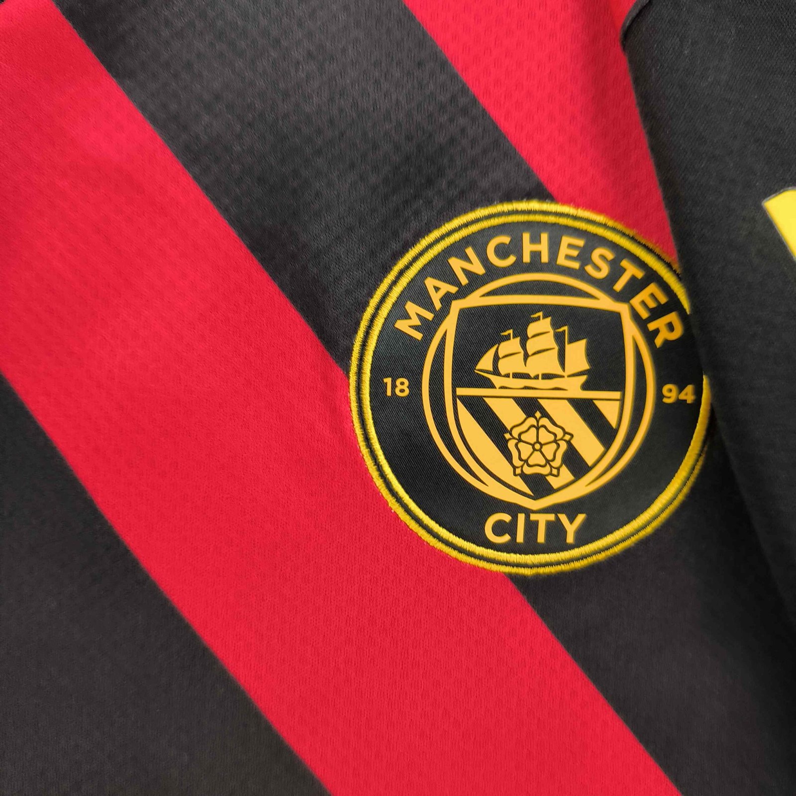 Manchester City 2022-23 Puma vendég Erling Haaland foci mez M-es - Image 4