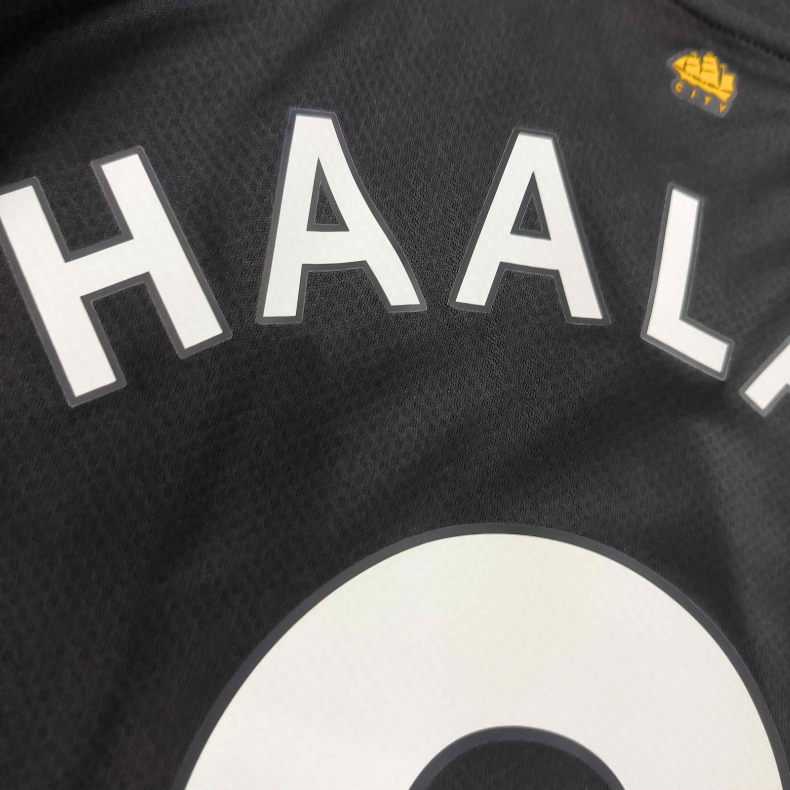 Manchester City 2022-23 Puma vendég Erling Haaland foci mez M-es - Image 10