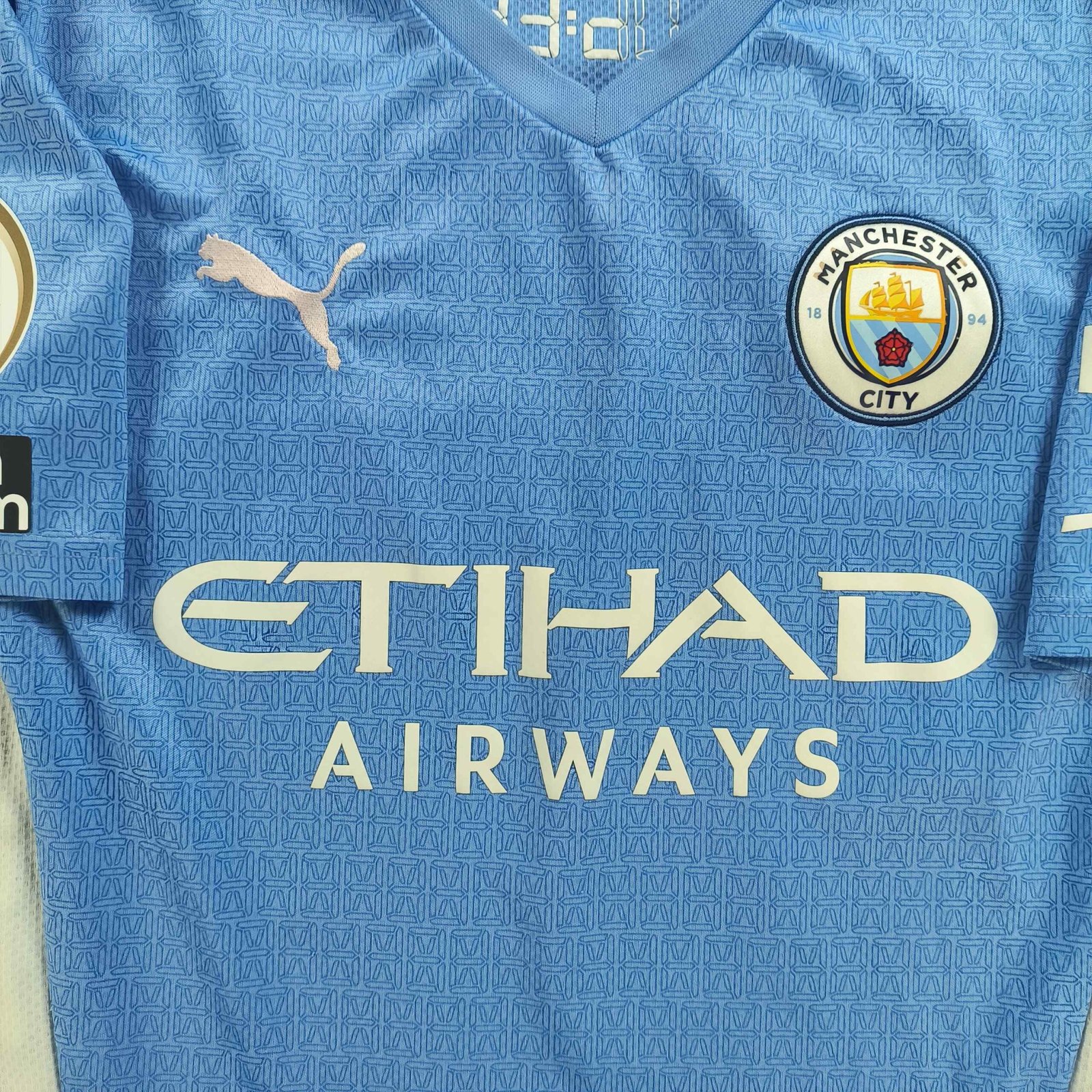 Manchester City 2021-22 Puma hazai Phil Foden foci mez S-es - Image 3