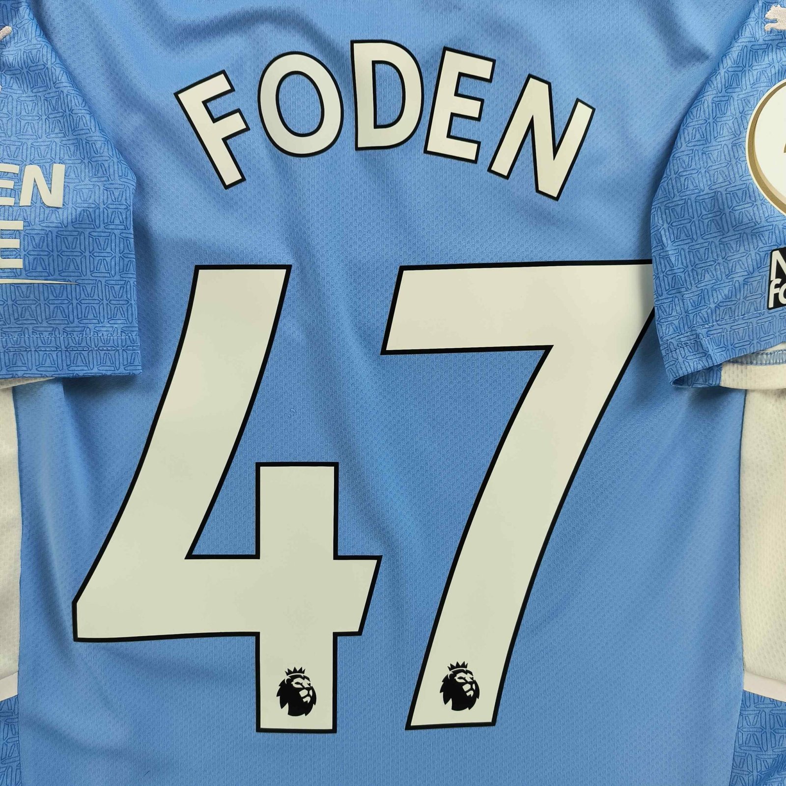 Manchester City 2021-22 Puma hazai Phil Foden foci mez S-es - Image 8