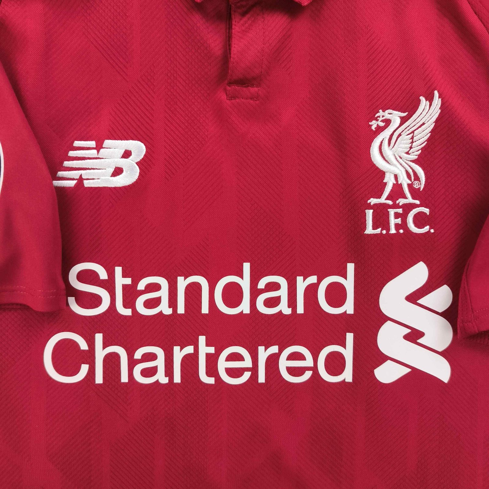 Liverpool 2018-19 New Balance hazai Roberto Firmino foci mez S-es - Image 3
