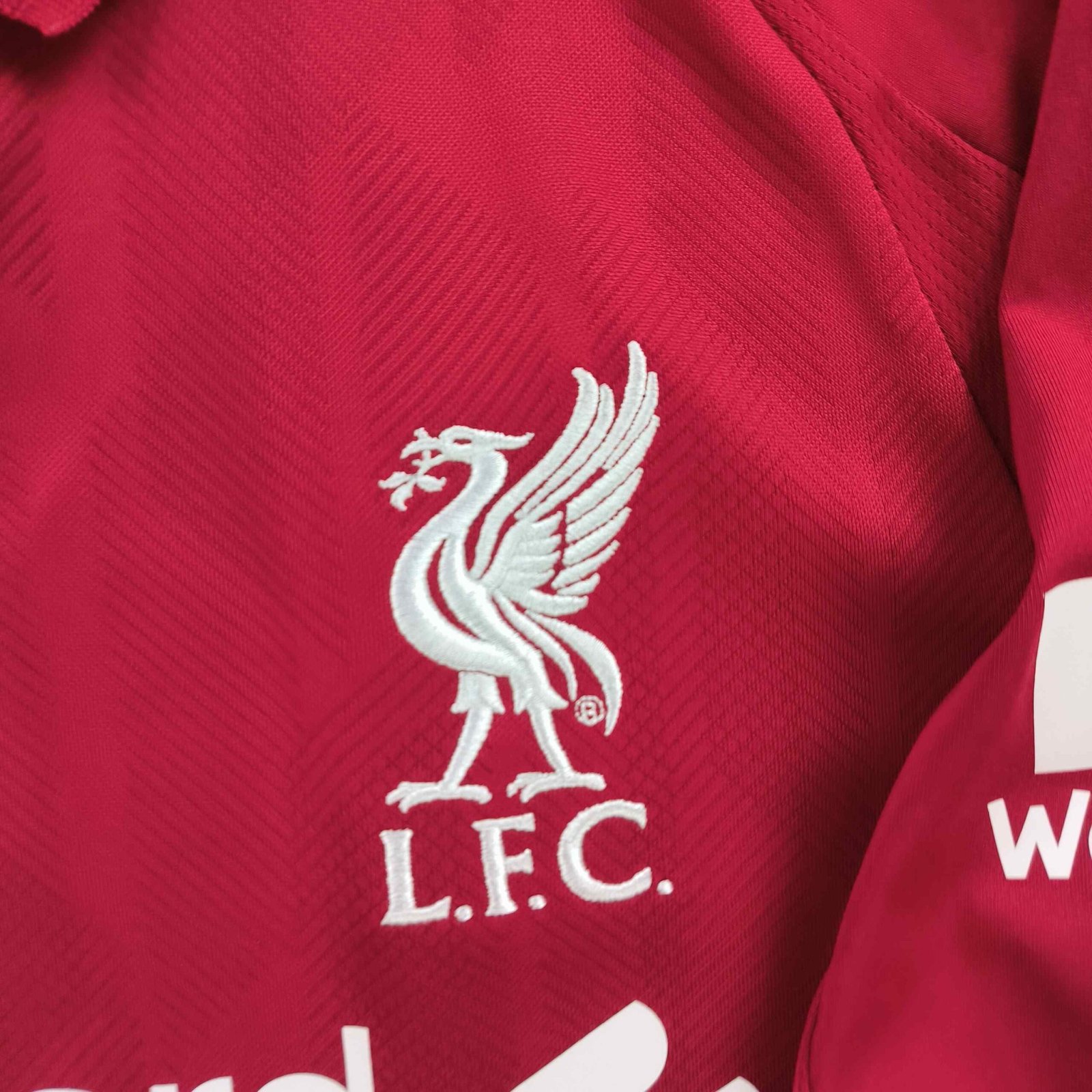 Liverpool 2018-19 New Balance hazai Roberto Firmino foci mez S-es - Image 4