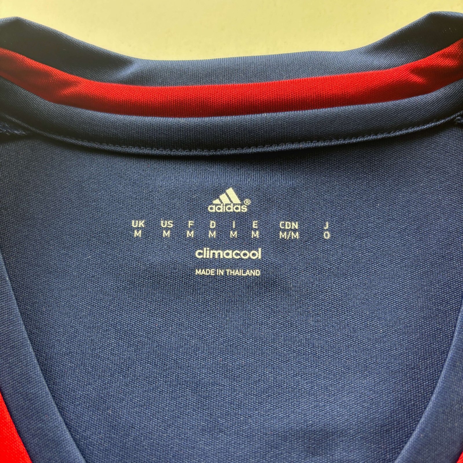 Mol Fehérvár 2015-16 Adidas harmadik számú Tischler Patrik foci mez M-es - Image 6