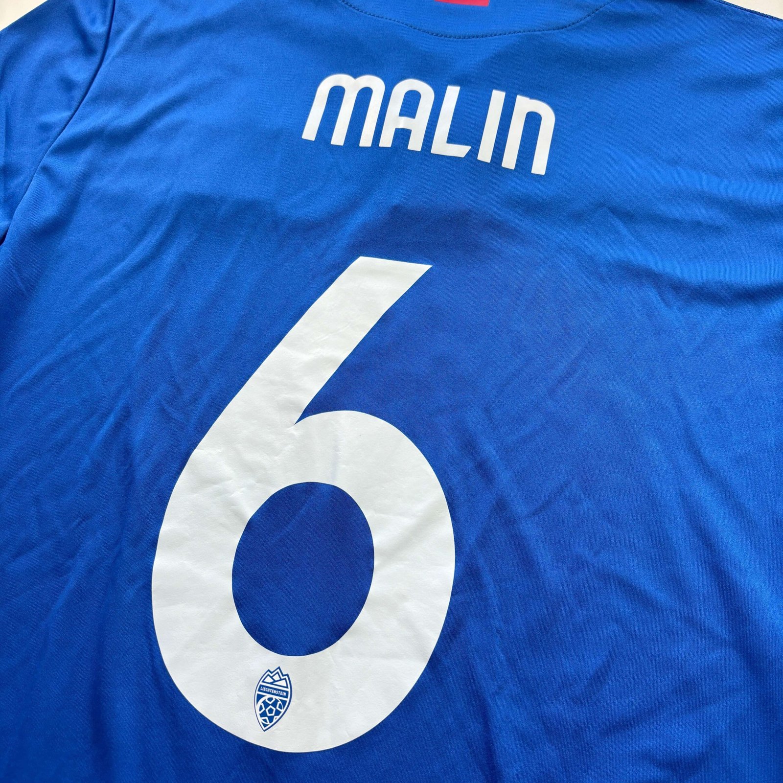 Liechtenstein válogatott 2020 Macron hazai Andreas Malin foci mez L-es