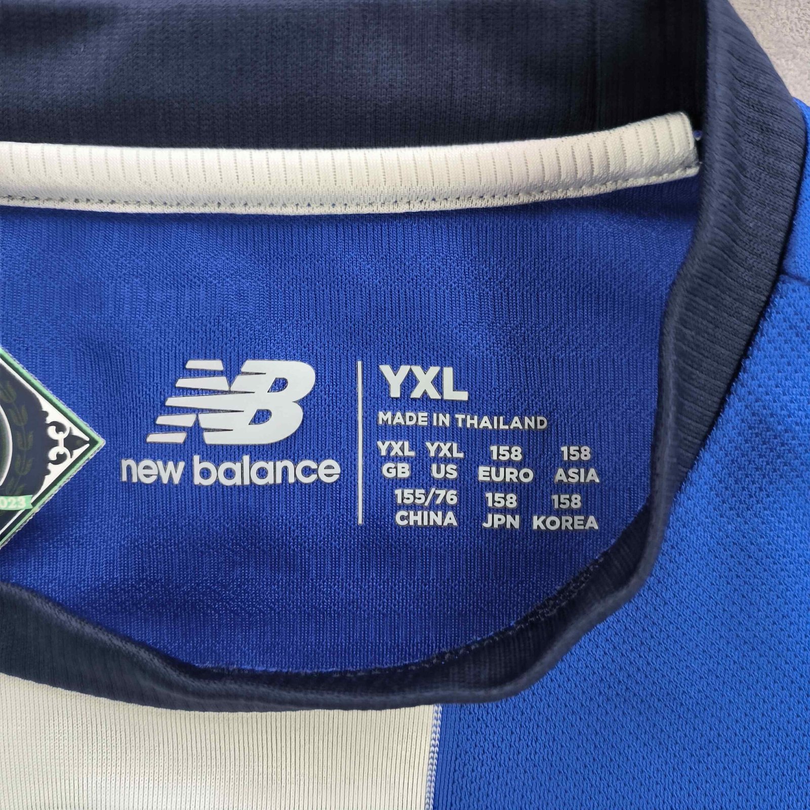 Porto 2023-24 New Balance hazai foci mez gyerek XL-es - Image 4