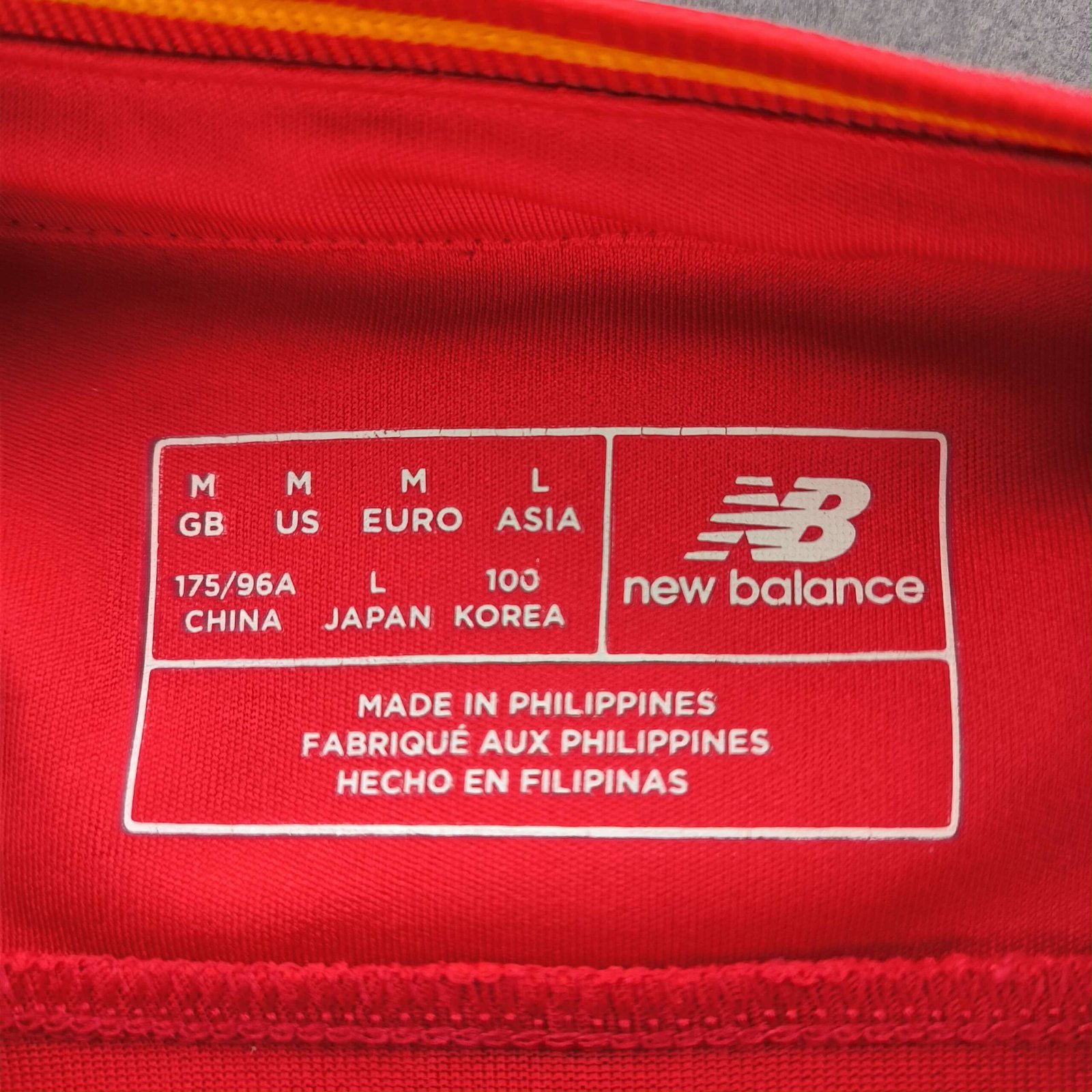 Liverpool 2016-17 New Balance hazai Trent Alexander-Arnold foci mez M-es - Image 5