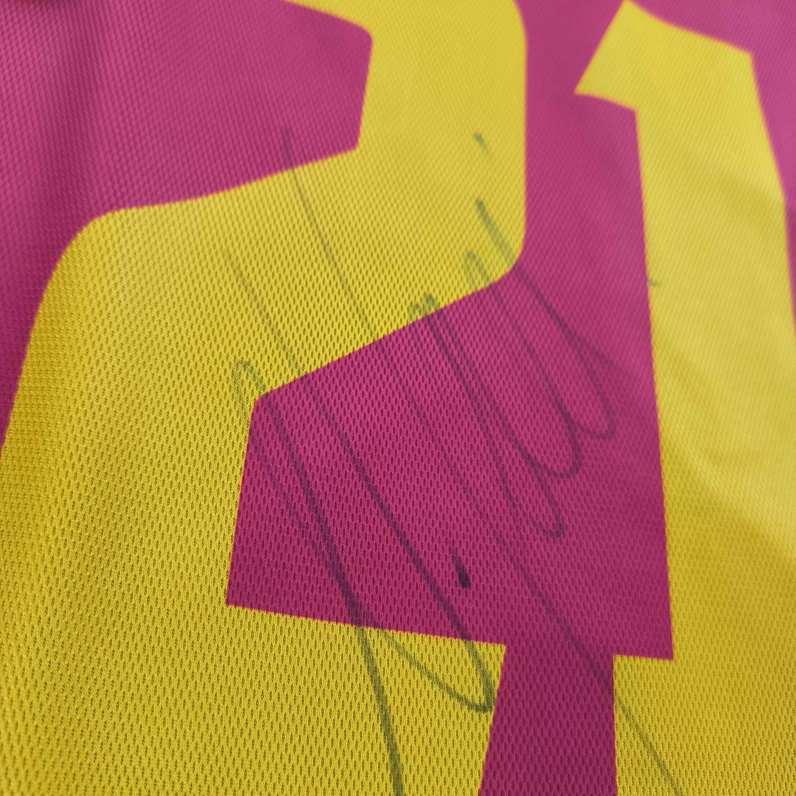 FC Thun 2012-13 Erima hazai Nelson Ferreira *Aláírt* foci mez M-es - Image 10