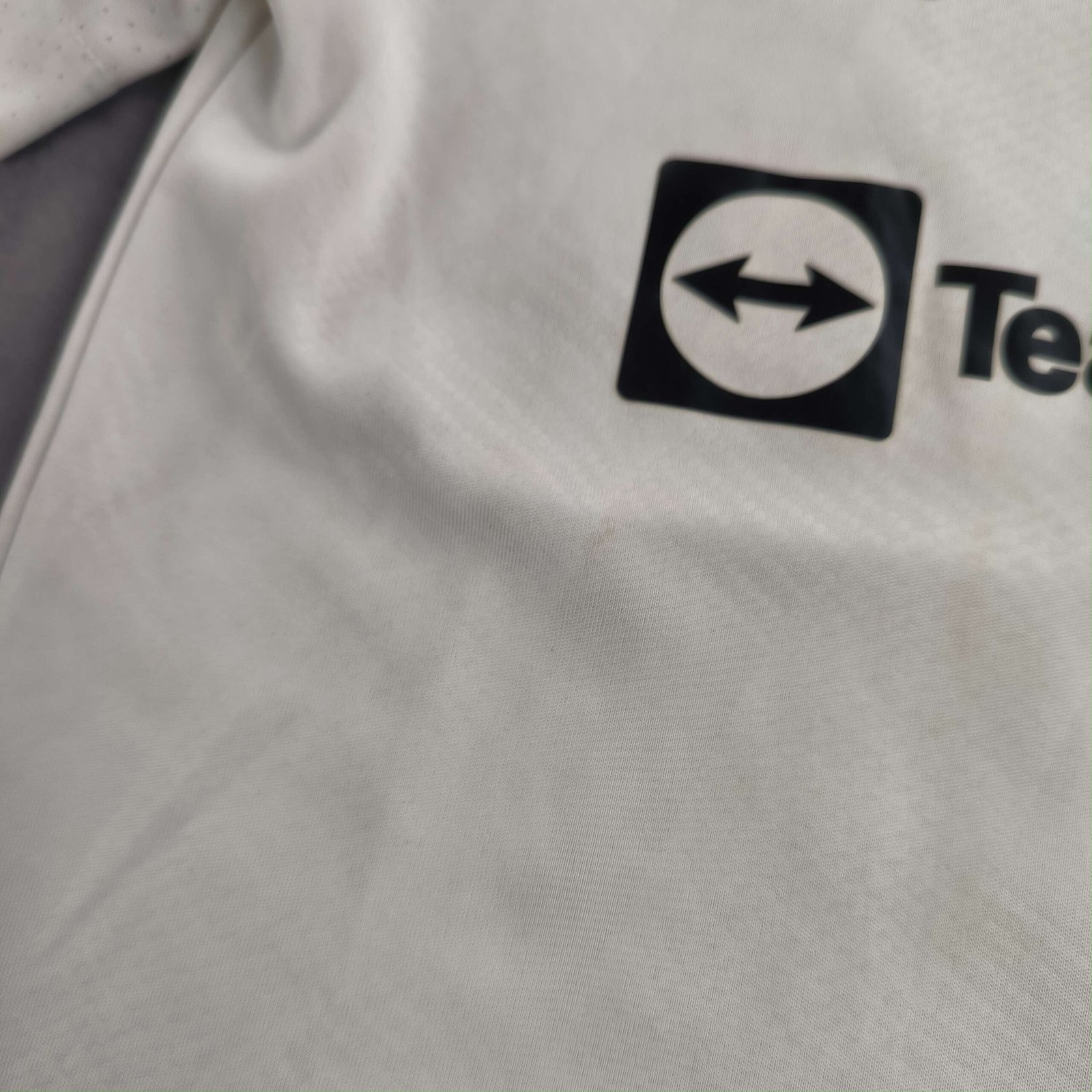 Manchester United 2022-23 Adidas vendég "Gryff #7" foci mez gyerek 98-as - Image 4