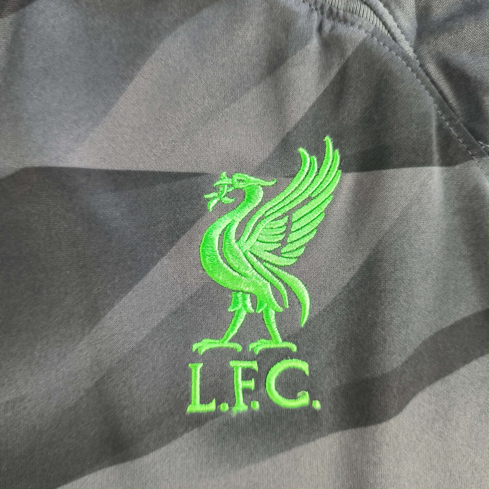 Liverpool 2023-24 Nike kapus Alisson Becker foci mez S-es - Image 4