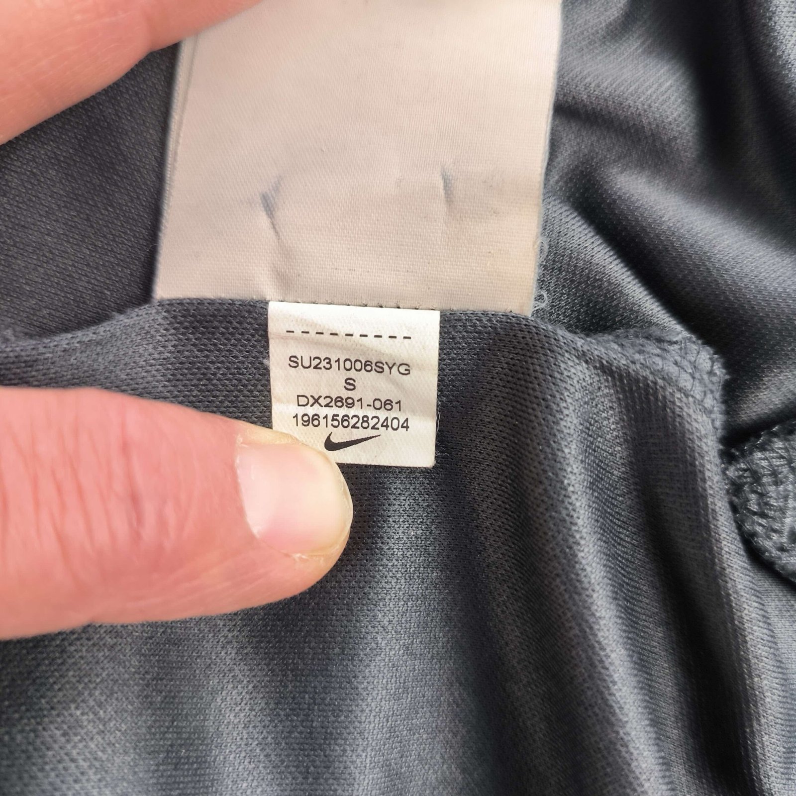 Liverpool 2023-24 Nike kapus Alisson Becker foci mez S-es - Image 7