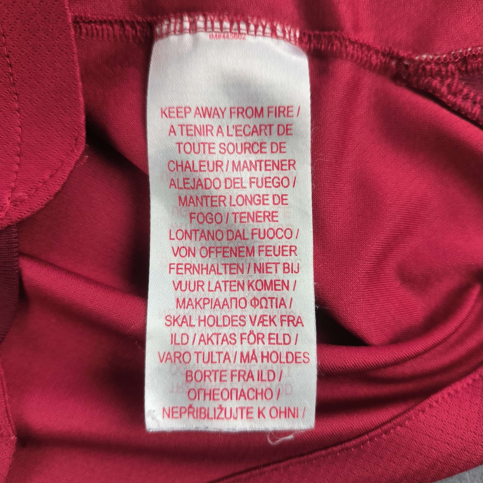 Liverpool 2022-23 Nike hazai foci mez gyerek 110-116-os - Image 5