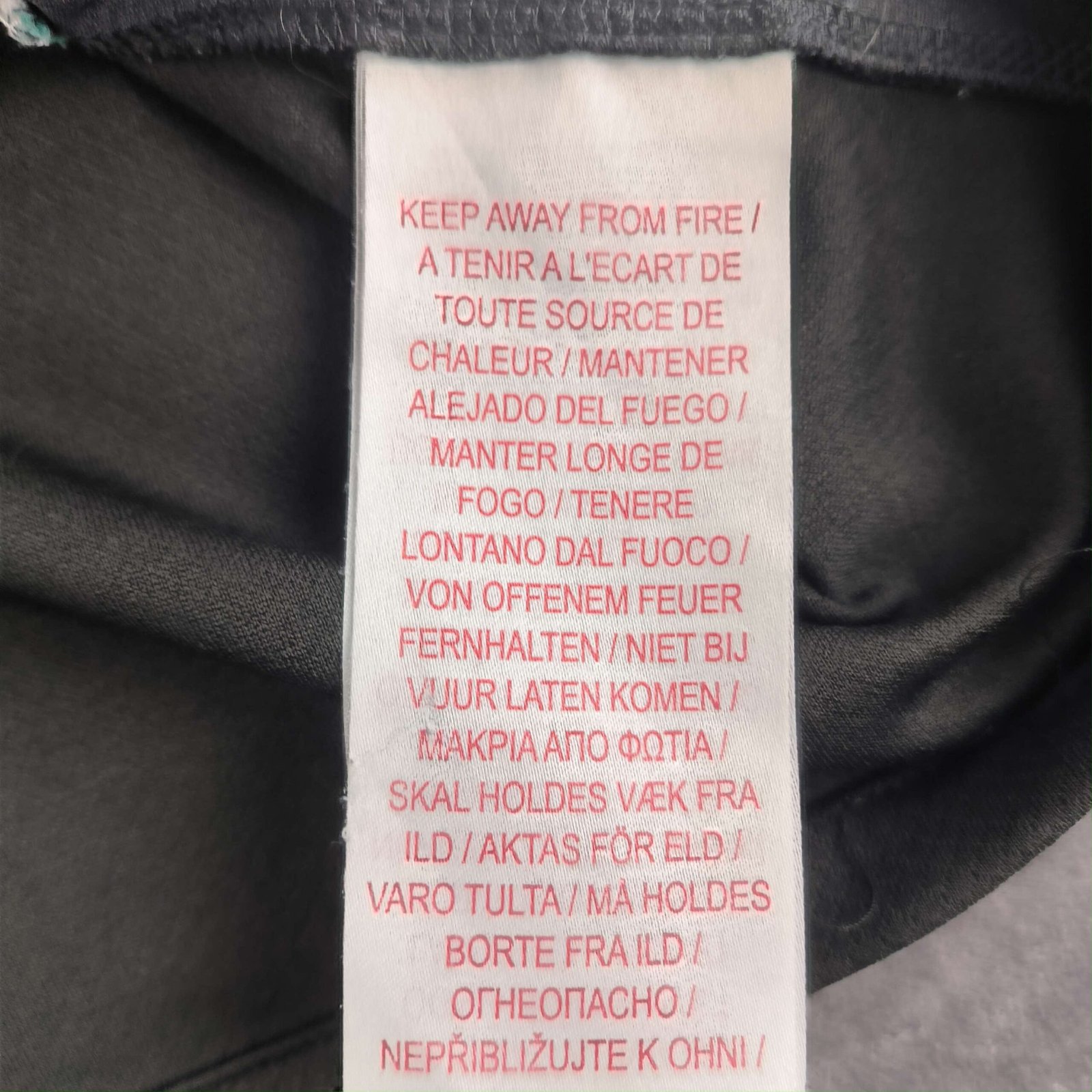 Liverpool 2024-25 Nike vendég foci mez gyerek 116-122-es - Image 5