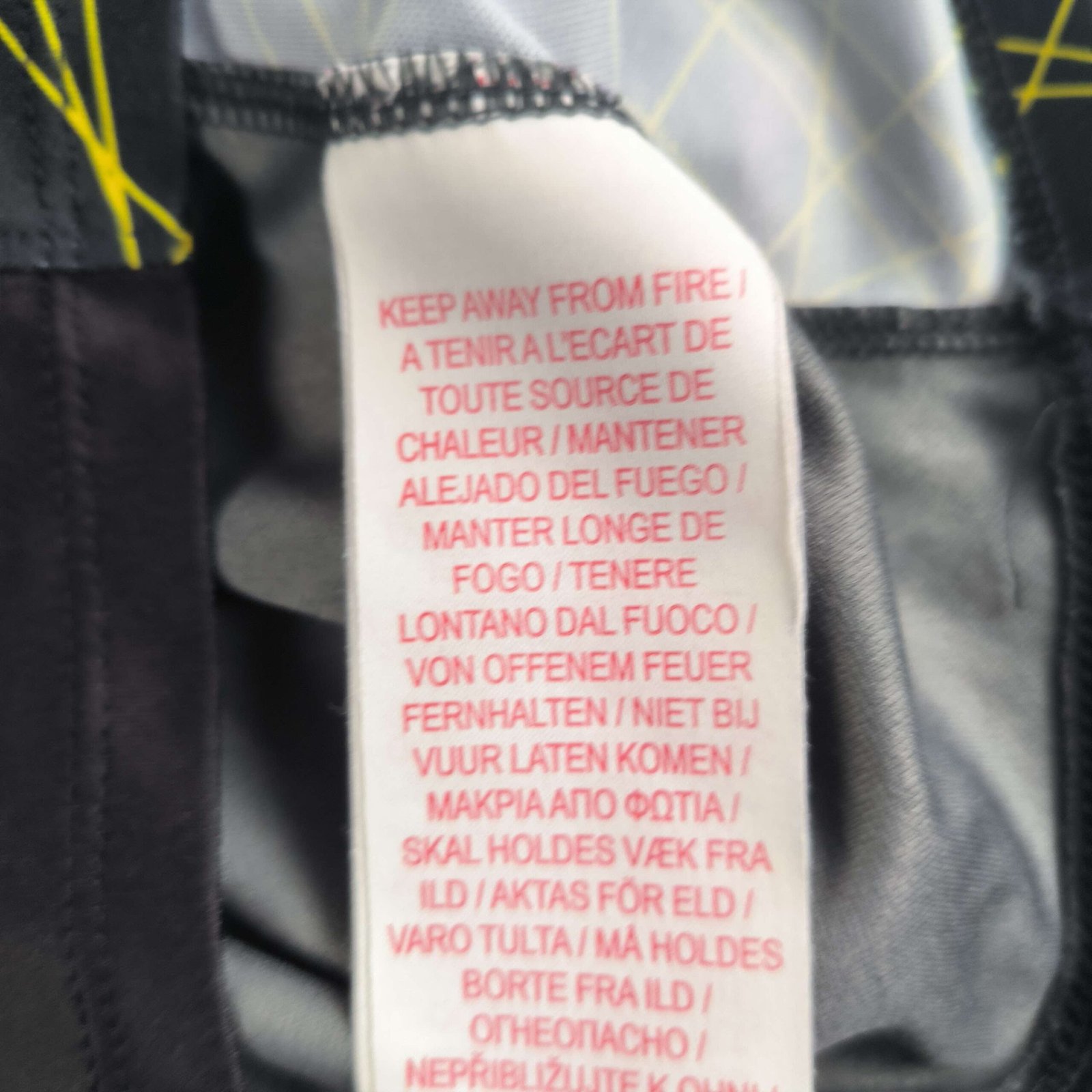 PSG Paris Saint-Germain 2022-23 Jordan negyedik számú foci mez gyerek 90-96-os - Image 5