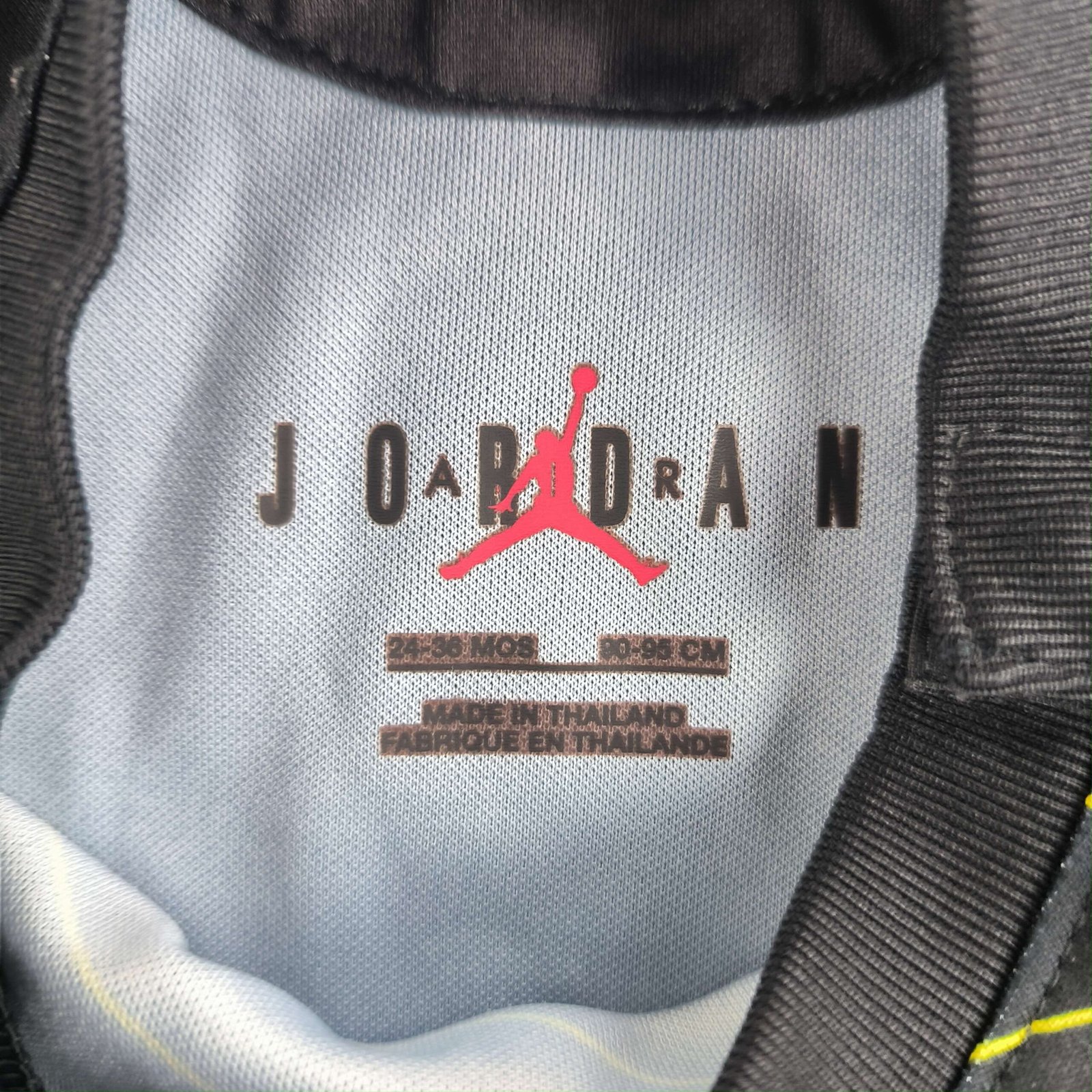 PSG Paris Saint-Germain 2022-23 Jordan negyedik számú foci mez gyerek 90-96-os - Image 4