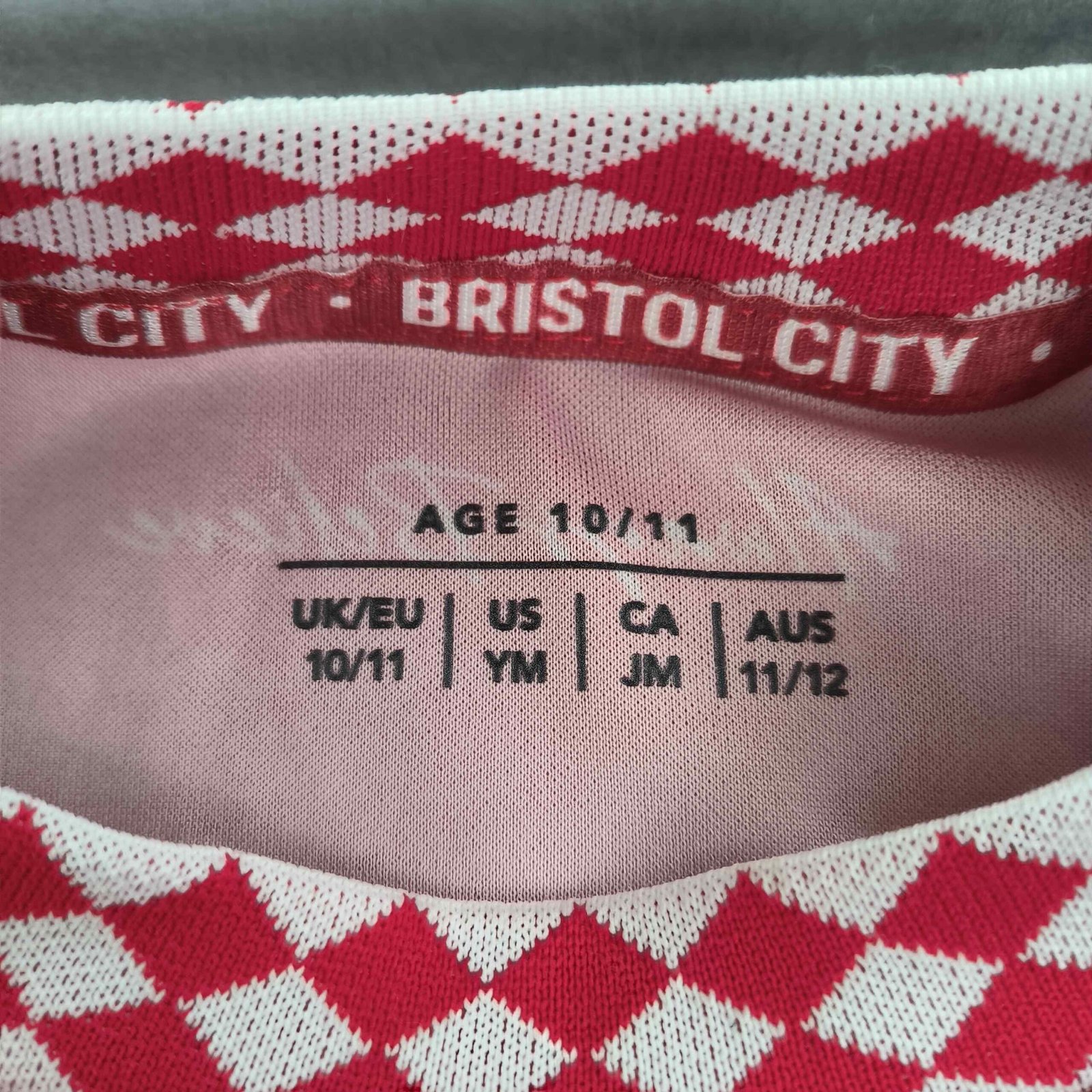 Bristol City 2024-25 O'Neills hazai foci mez gyerek M-es - Image 4