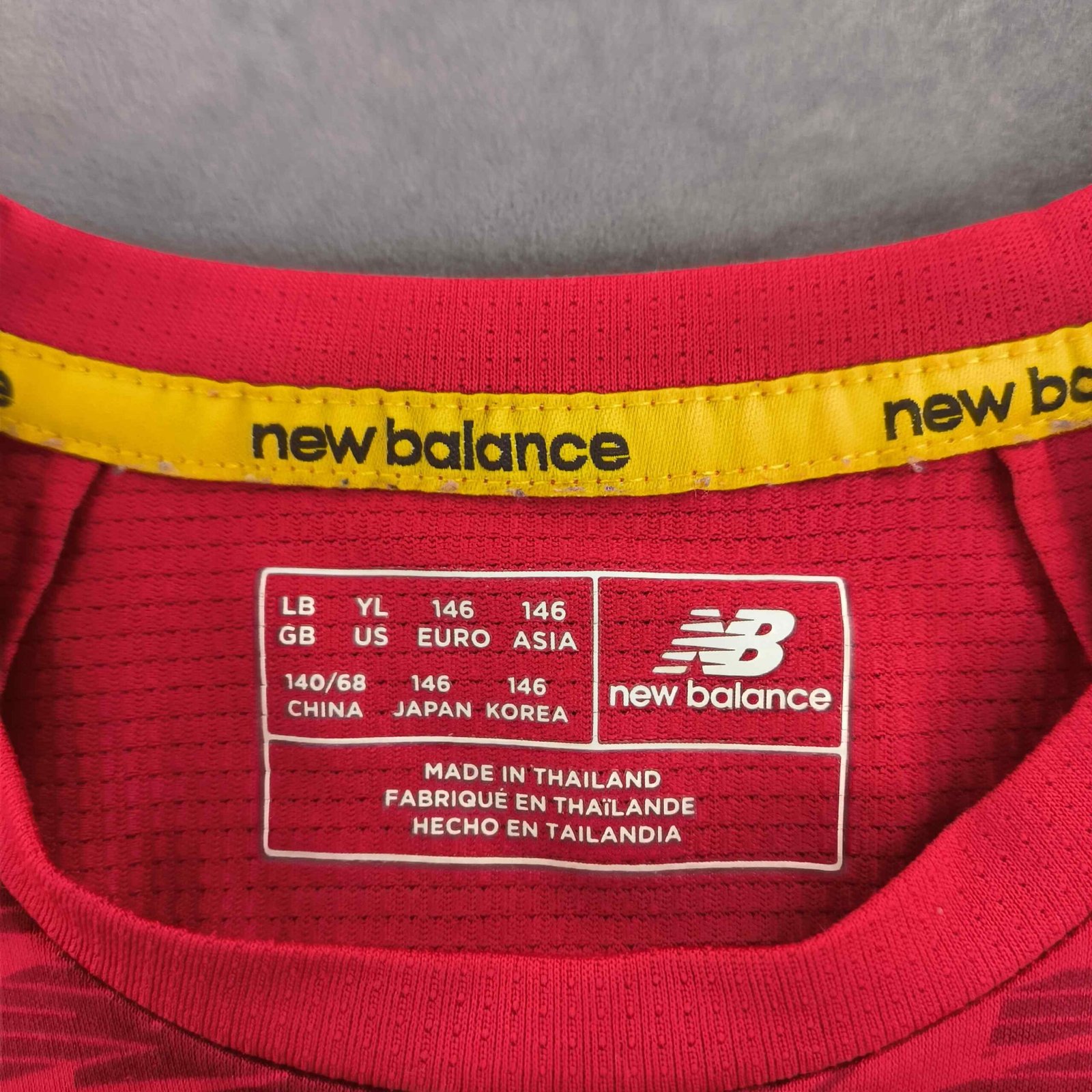 Liverpool 2018-19 New Balance training foci mez gyerek 146-os - Image 4