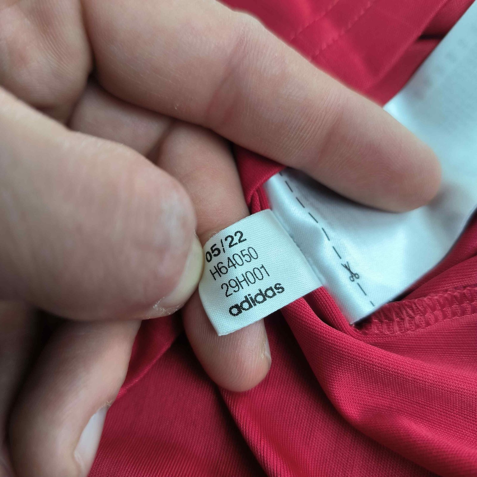 Manchester United 2022-23 Adidas hazai foci mez gyerek 116-os - Image 5