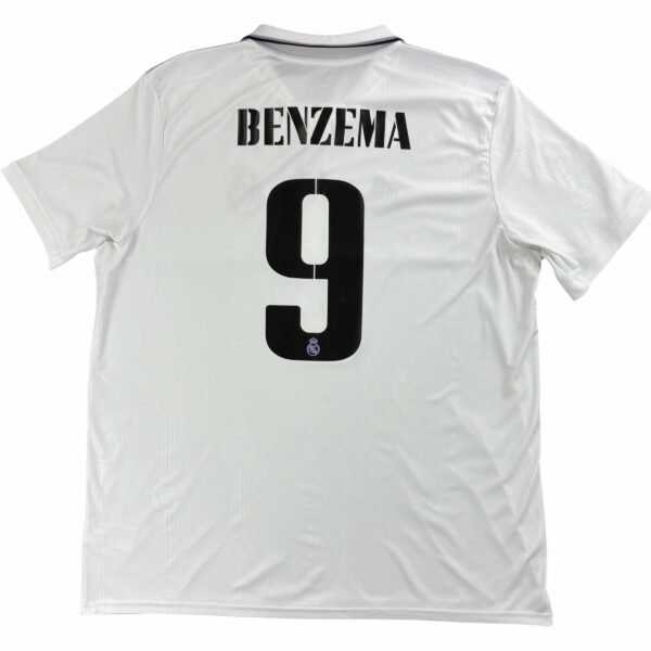 Real Madrid 2022-23 Adidas hazai Karim Benzema foci mez XXL-es