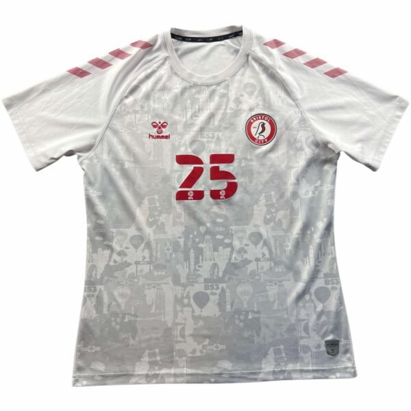 Bristol City Hummel training foci mez L-es